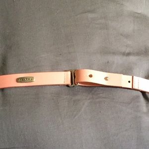 NWOT Tehama leather belt - adjustable